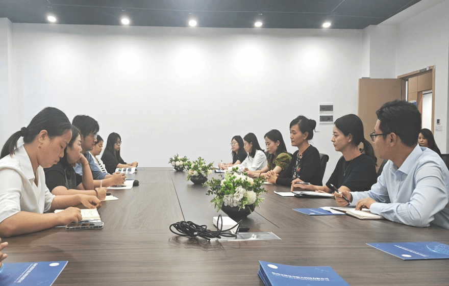 人文学院赴沣东自贸产业园开展访企拓岗活动